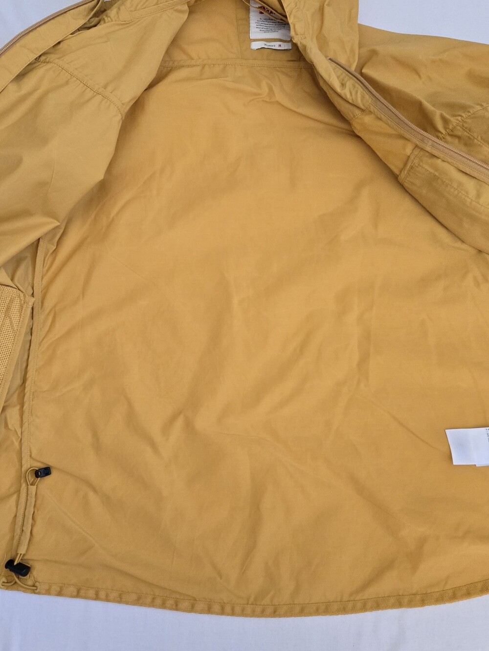 Fjallraven High Coast Wind Jacket Yellow Hooded Windbreaker Lightweight M - Picture 11 of 13